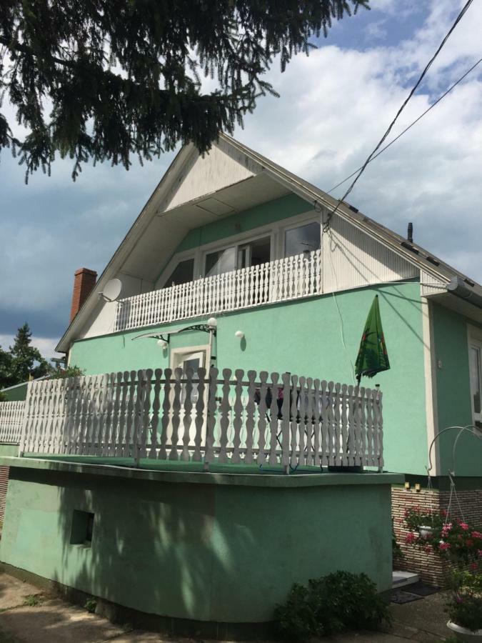 Rozsavoelgy Apartman Balatonlelle Extérieur photo