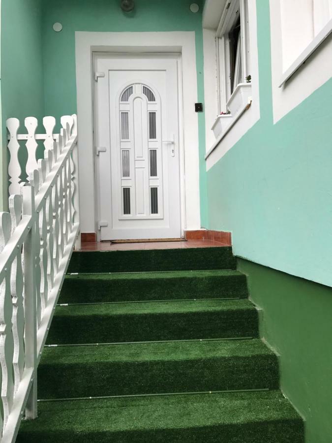 Rozsavoelgy Apartman Balatonlelle Extérieur photo